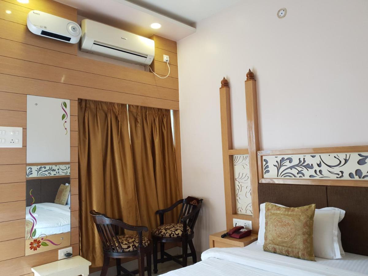 Hotel Temple On Ganges