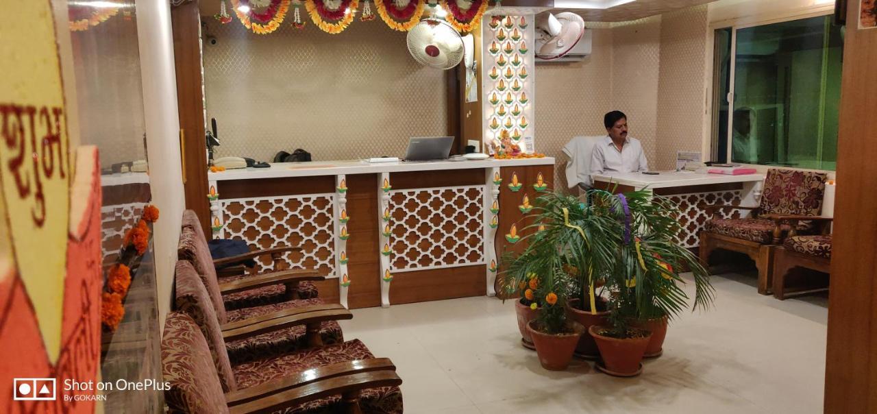 Temple On Ganges Hotel 3*