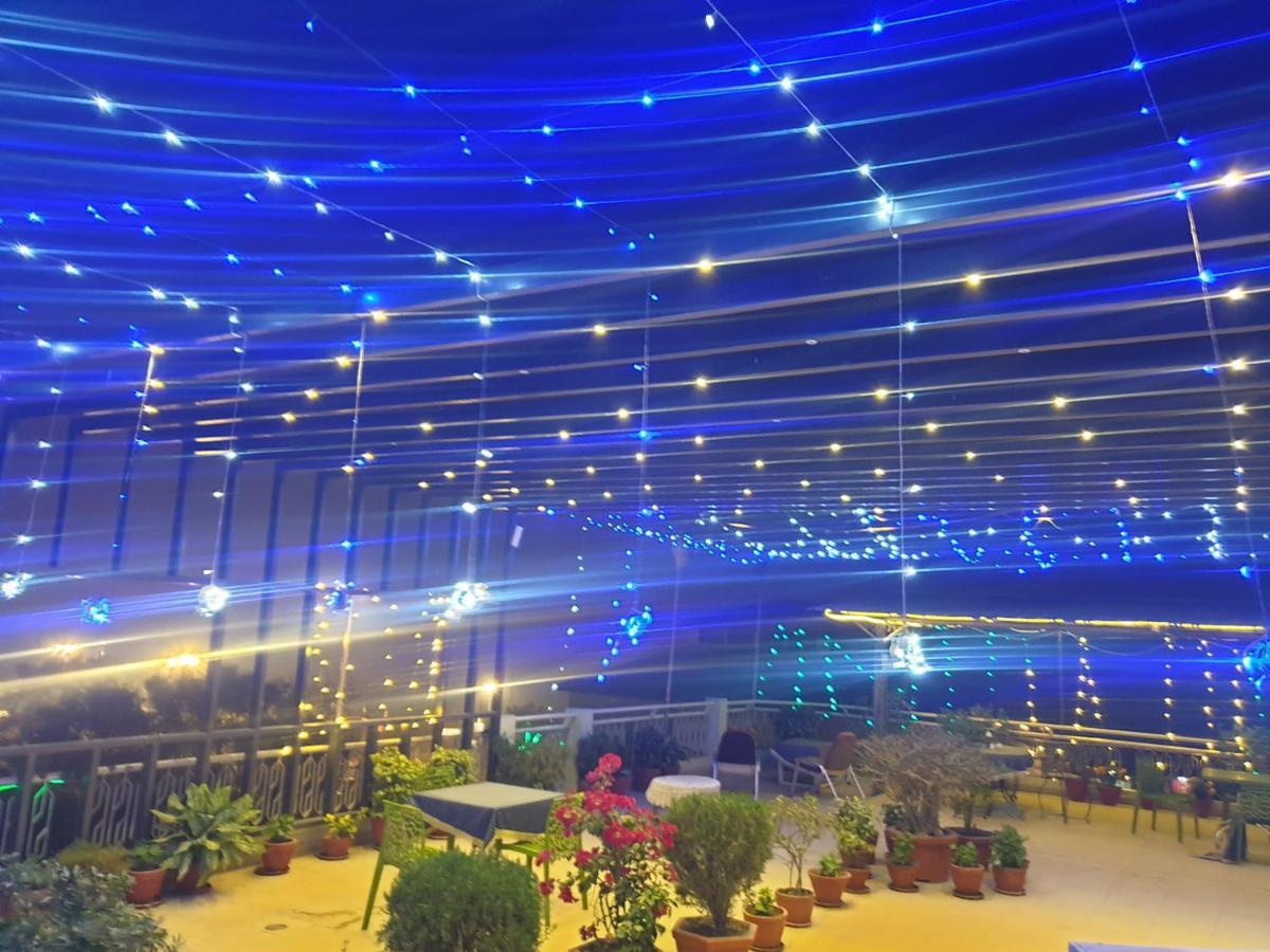 Temple On Ganges Hotel 3*