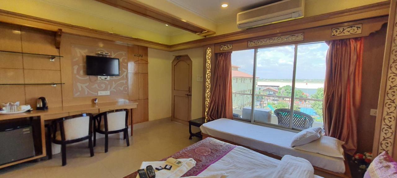 Hotel Temple On Ganges